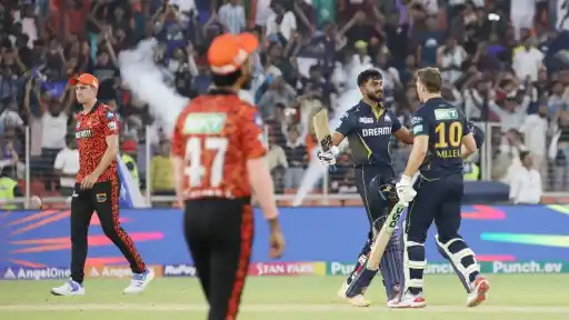 SRH vs GT Playing XIs.webp